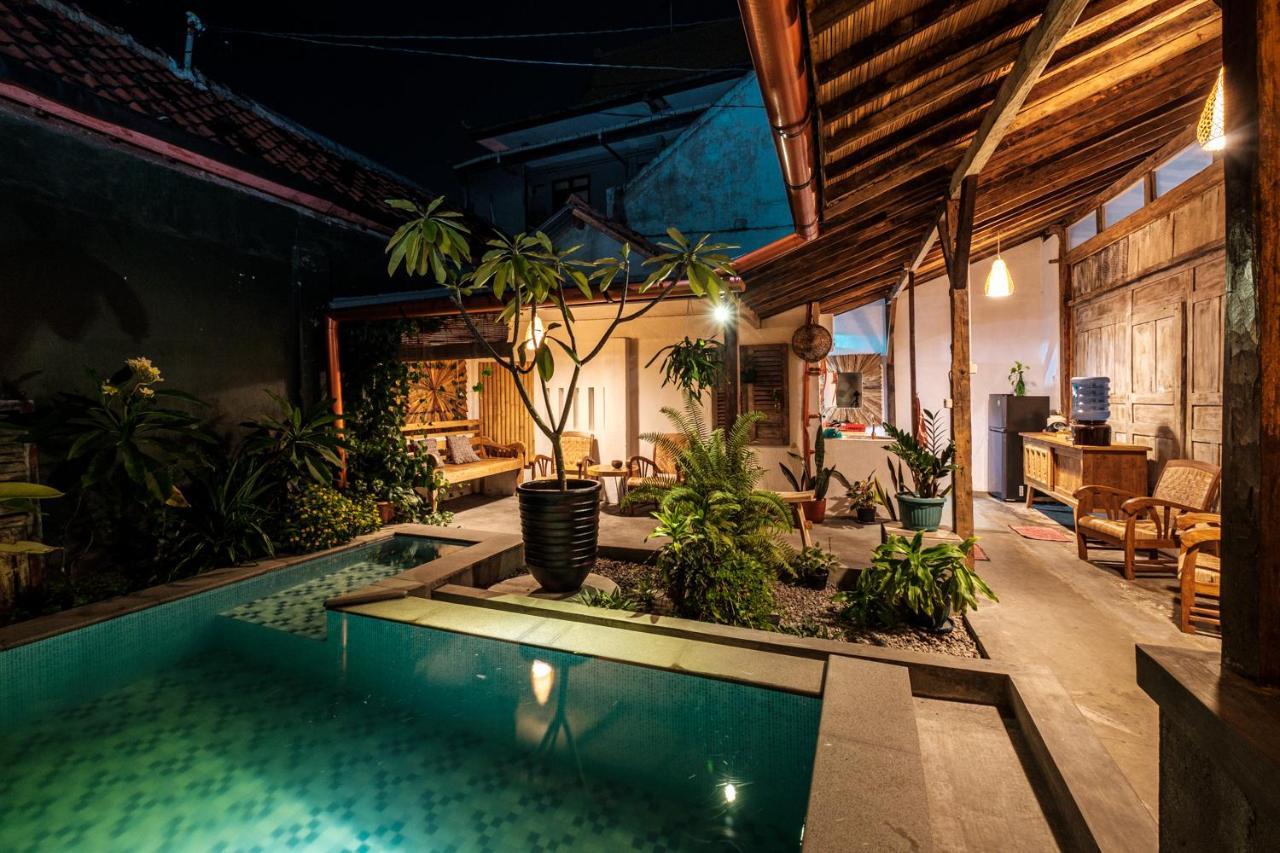 Nextdoor Homestay Yogyakarta Exterior photo