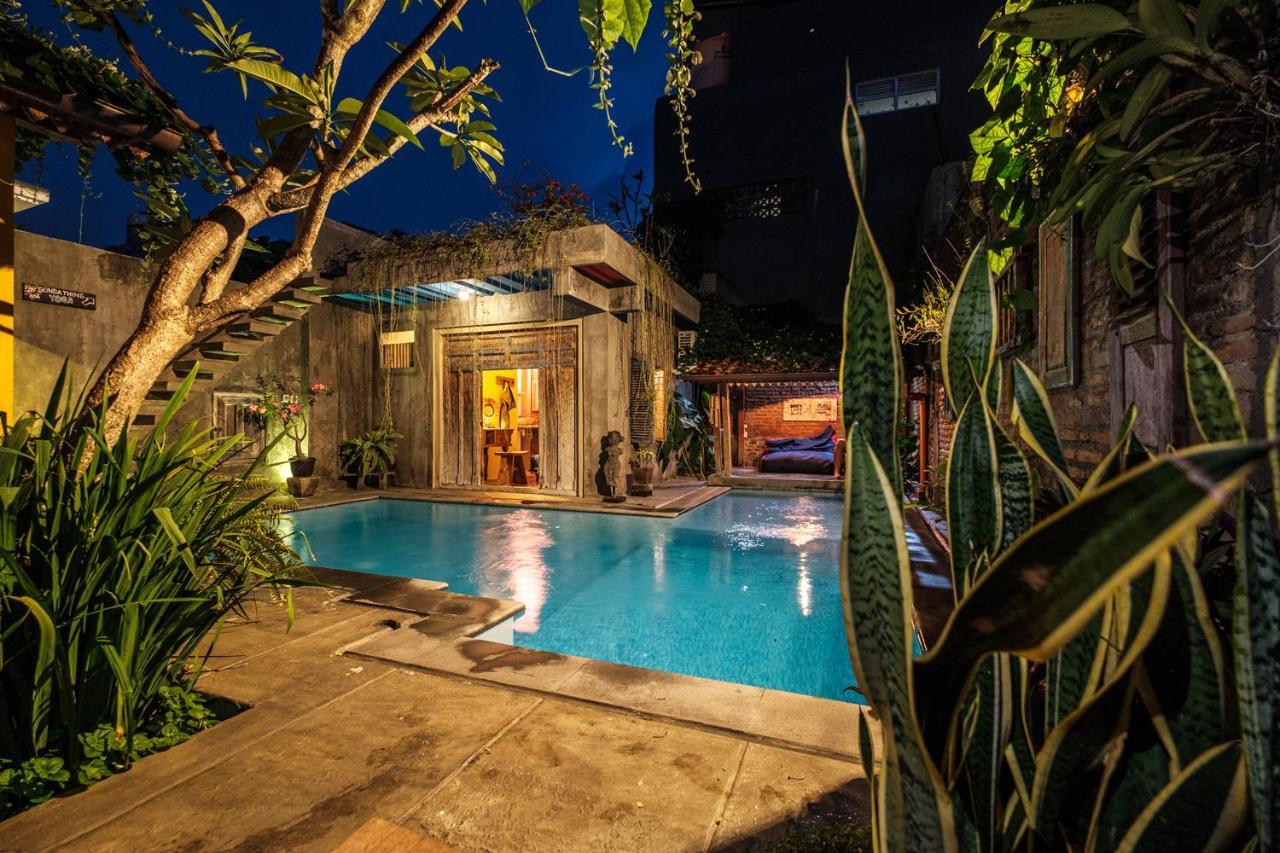 Nextdoor Homestay Yogyakarta Exterior photo