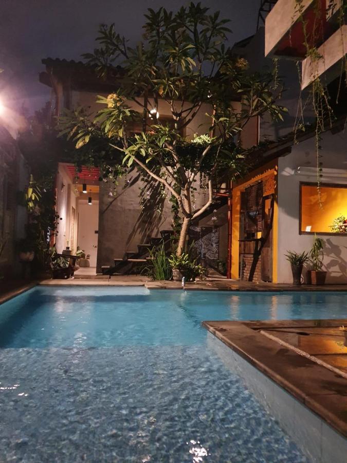 Nextdoor Homestay Yogyakarta Exterior photo