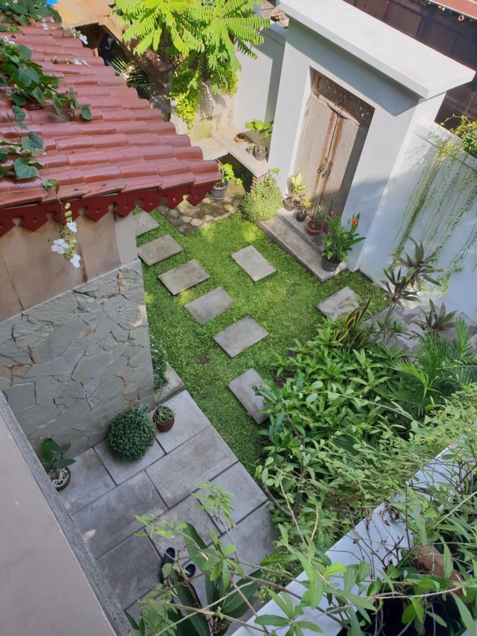 Nextdoor Homestay Yogyakarta Exterior photo